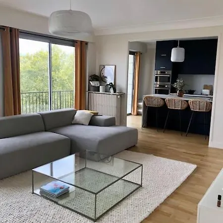Magnifique Centre-ville Apartment *